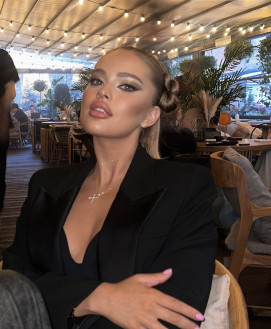 Mistress Escort