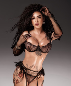 Mistress Escort