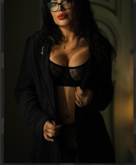 Mistress Escort