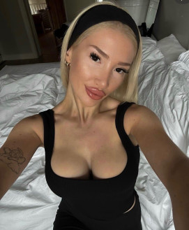 Polina - escort review from Istanbul, Turkey