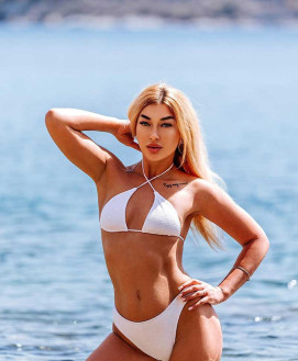 Elsa YA